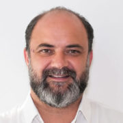 Dr. Gustavo Aluisio Vieira