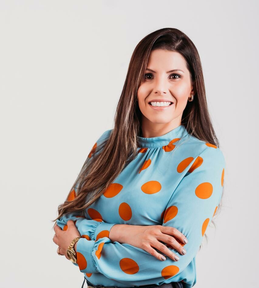 Dra. Mariana Furtado Cunha