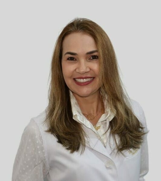 Dra. Elaine Mazza - Volta Redonda - RJ